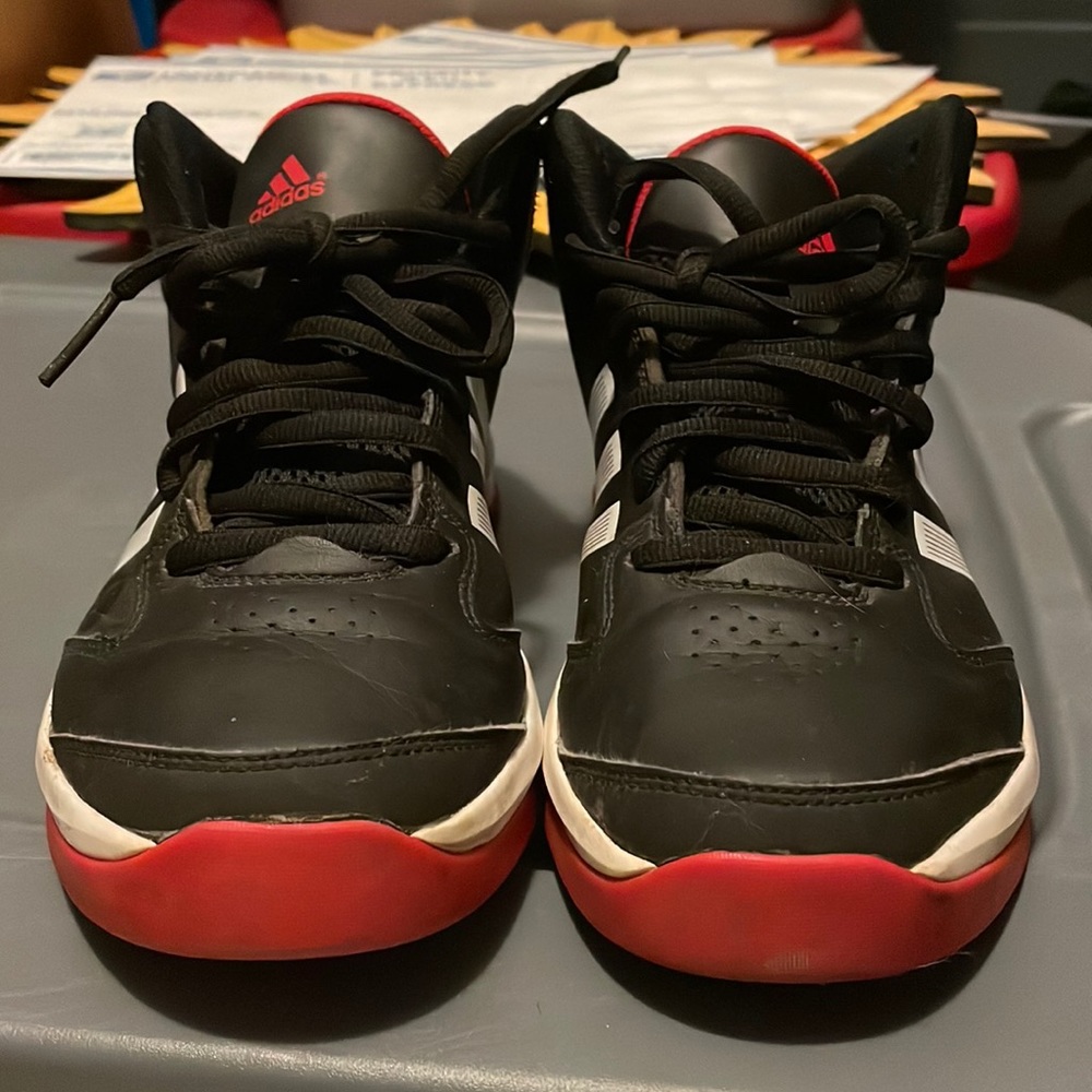 Adidas 8 1/2
